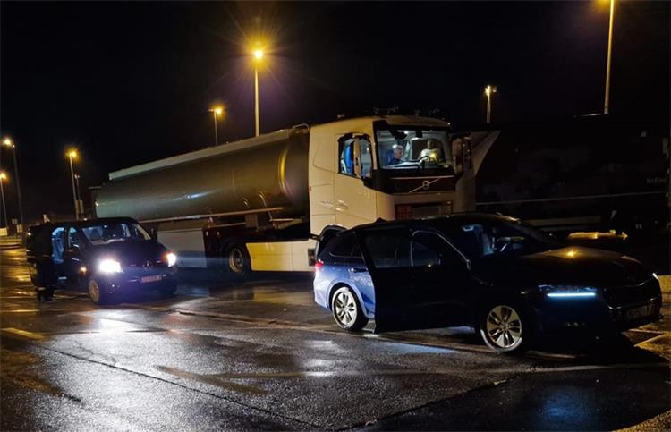 Slika /slike/foto ICPC/foto ICPC T38/1 ICPC T38 23-9_24.jpg